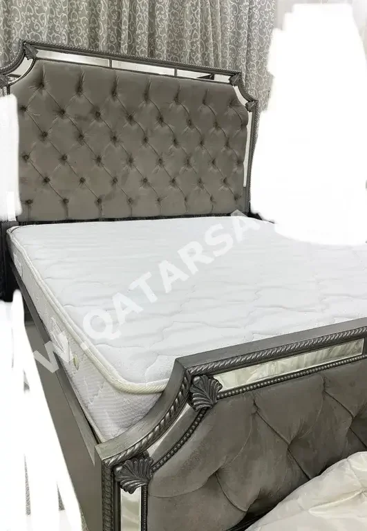 Bedroom Sets - Gray