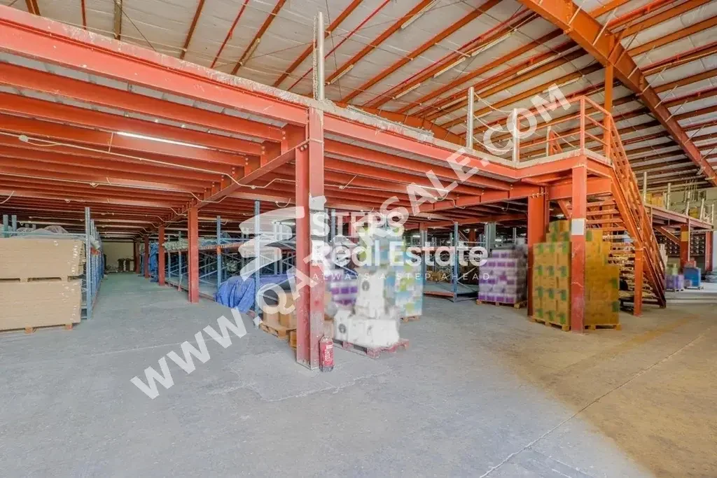 Warehouses & Stores - Doha  - Industrial Area  -Area Size: 4500 Square Meter