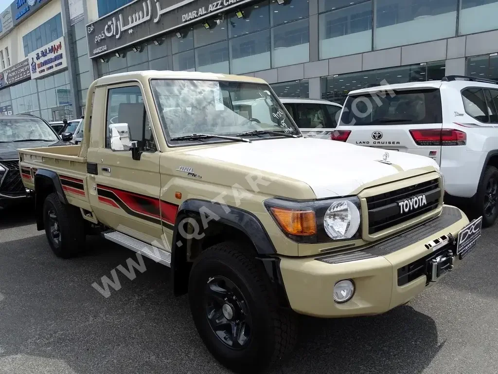 Toyota  Land Cruiser  LX  2023  Manual  5,000 Km  6 Cylinder  Four Wheel Drive (4WD)  Pick Up  Beige  With Warranty