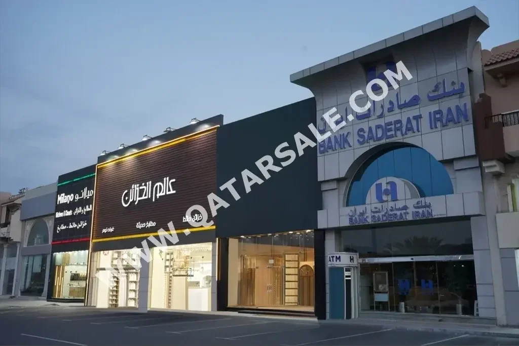 Commercial Shops - Fully Furnished  - Doha  For Rent