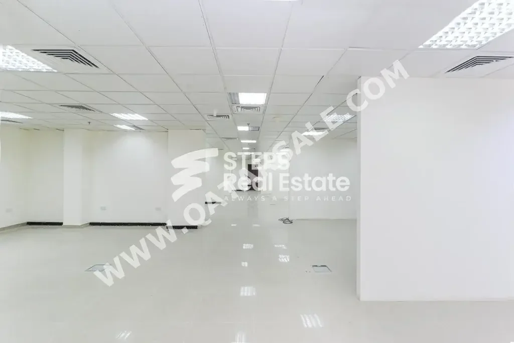 Commercial Offices - Not Furnished  - Doha  - Rawdat Al Khail