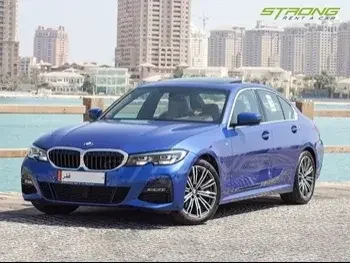BMW  320i  Sedan  Blue  2021