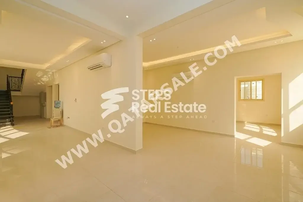 Family Residential  - Not Furnished  - Al Rayyan  - Old Al Rayyan  - 5 Bedrooms