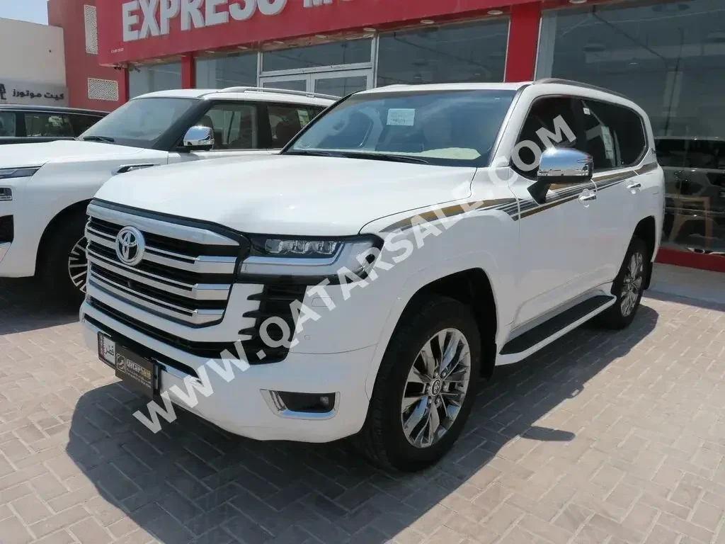 Toyota  Land Cruiser  VX Twin Turbo  2022  Automatic  0 Km  6 Cylinder  Four Wheel Drive (4WD)  SUV  White  With Warranty