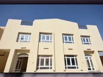 Family Residential  - Not Furnished  - Umm Salal  - Umm Ebairiya  - 5 Bedrooms