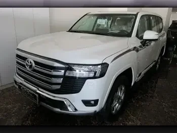 Toyota  Land Cruiser  GXR  2023  Automatic  0 Km  6 Cylinder  Four Wheel Drive (4WD)  SUV  White  With Warranty