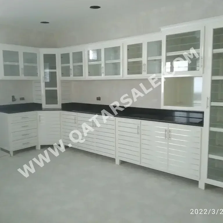 Kitchen Cabinets & Drawers - Qatar