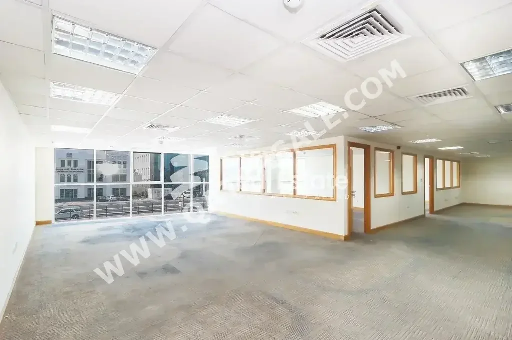 Commercial Offices - Not Furnished  - Doha  - Old Airport