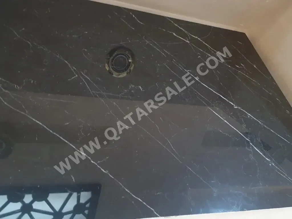 Flooring Black  Shiny  Price Per Meter /  Natural Marble  Spain  With Installation  With Delivery
