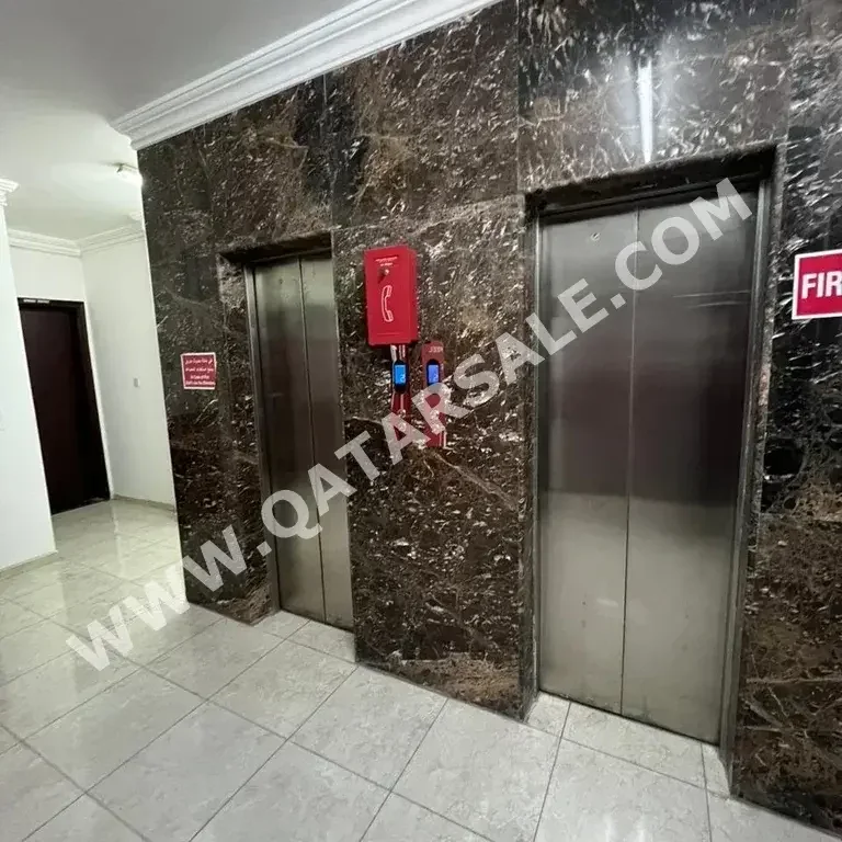 2 Bedrooms Apartment For Rent in Doha - Fereej Abdul Aziz