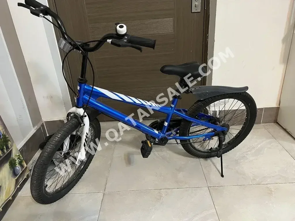 دراجة اطفال  - متوسط (17-18 بوصة)  - أزرق