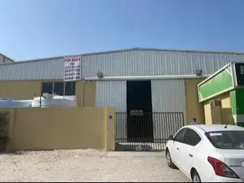Warehouses & Stores - Doha  - Industrial Area  -Area Size: 1050 Square Meter