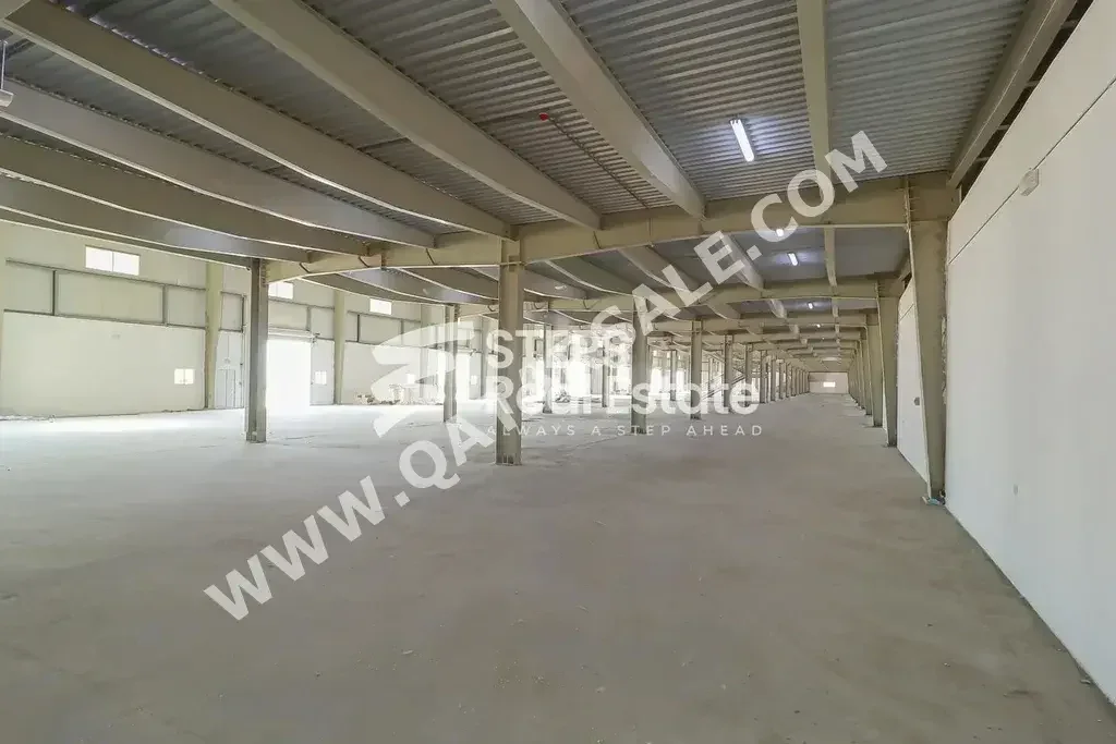 Warehouses & Stores - Al Wakrah  - Barkit Al Awamer  -Area Size: 3100 Square Meter