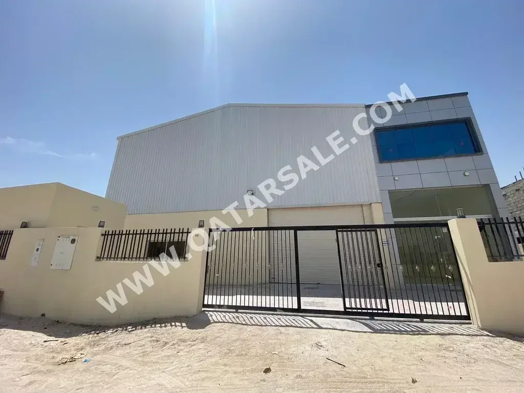 Warehouses & Stores - Al Wakrah  - Barkit Al Awamer  -Area Size: 1200 Square Meter