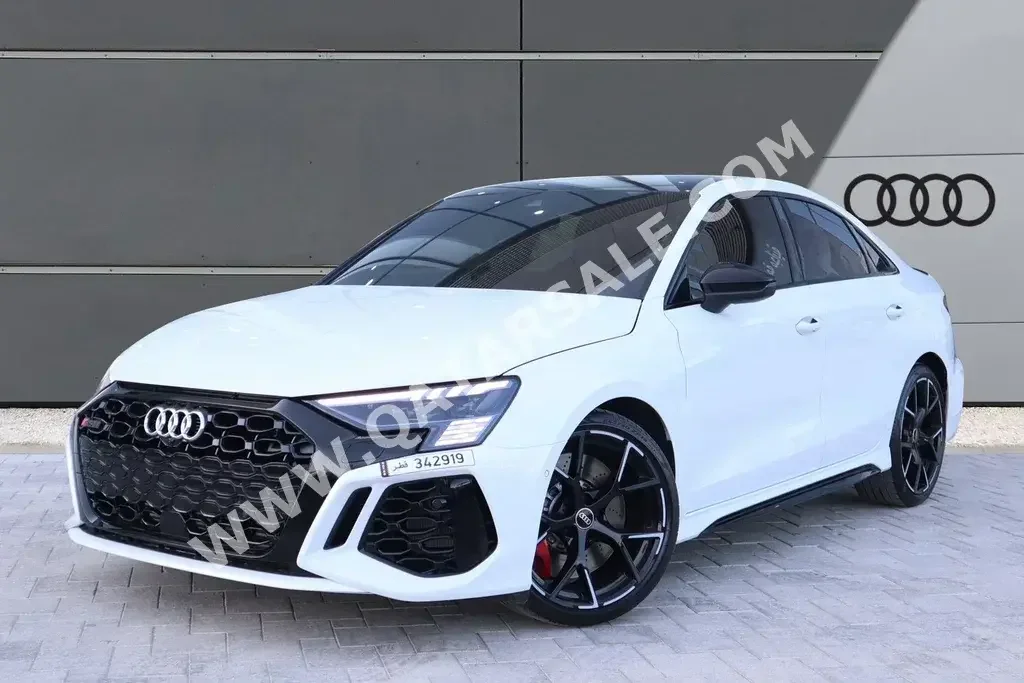 Audi  RS  3  2022  Automatic  18,450 Km  5 Cylinder  All Wheel Drive (AWD)  Sedan  White  With Warranty