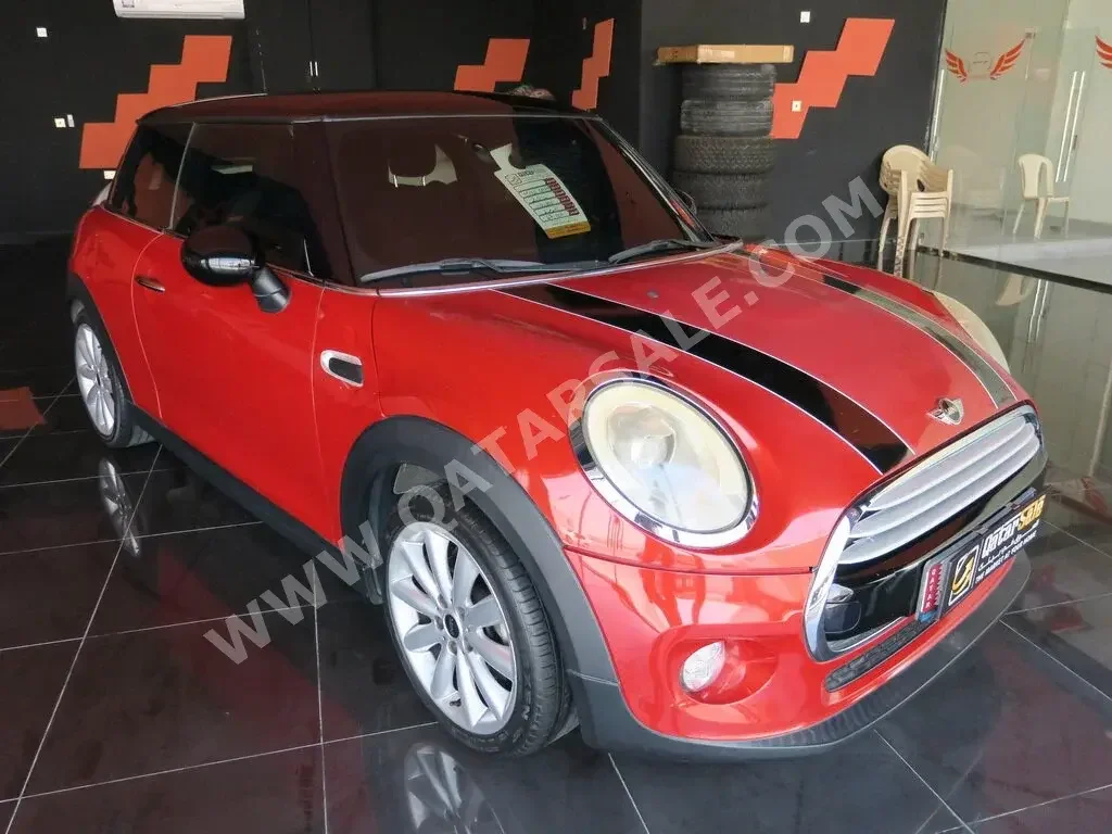 Mini  Cooper  2014  Automatic  110,000 Km  3 Cylinder  Rear Wheel Drive (RWD)  Hatchback  Red  With Warranty