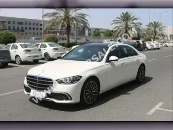 Mercedes-Benz  S-Class  450  2022  Automatic  10,000 Km  6 Cylinder  Rear Wheel Drive (RWD)  Sedan  White  With Warranty