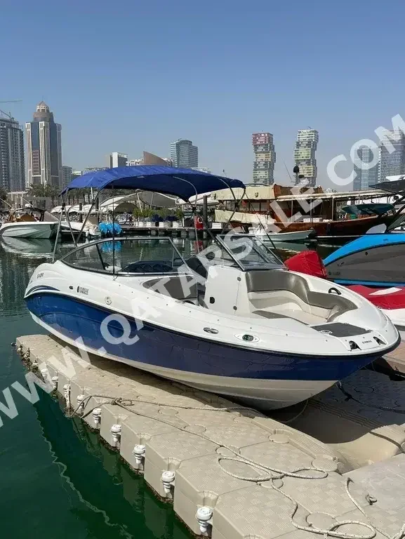 Speed Boat Yamaha  SX 210  With Trailer
