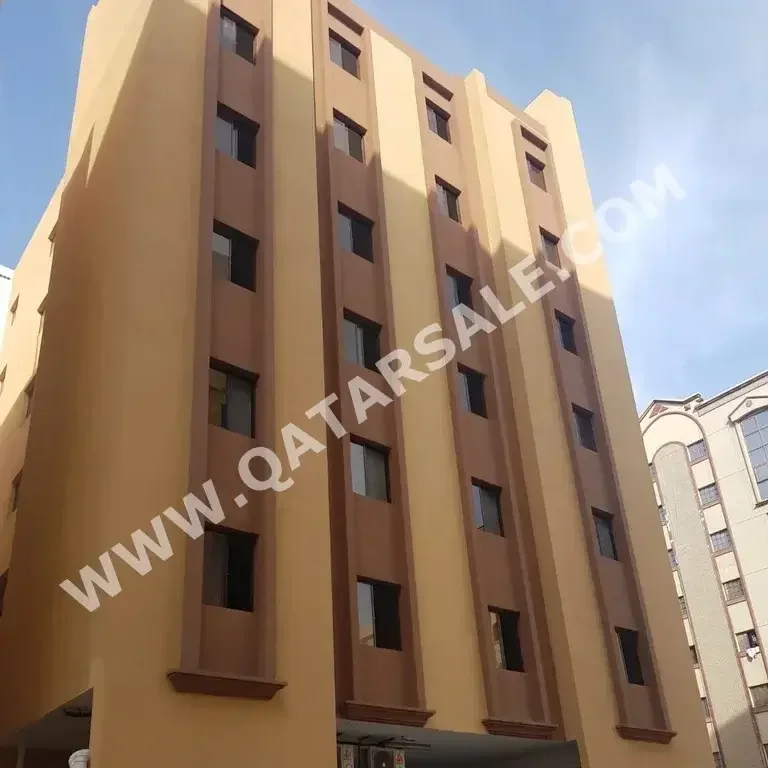 3 Bedrooms Apartment For Rent in Doha Al Mansoura
