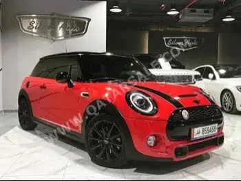 Mini  Cooper  S  2019  Automatic  78,000 Km  4 Cylinder  Front Wheel Drive (FWD)  Hatchback  Red