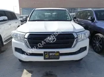 Toyota  Land Cruiser  G  2017  Automatic  22,000 Km  6 Cylinder  Four Wheel Drive (4WD)  SUV  White  With Warranty