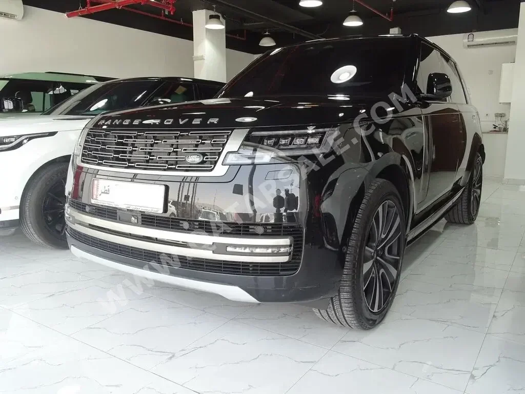 Land Rover  Range Rover  Vogue HSE  2022  Automatic  13,000 Km  8 Cylinder  Four Wheel Drive (4WD)  SUV  Black  With Warranty