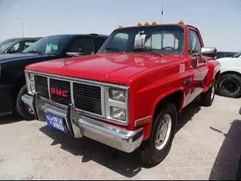 GMC  Sierra  1983  Automatic  360,000 Km  8 Cylinder  Four Wheel Drive (4WD)  Pick Up  Red  With Warranty
