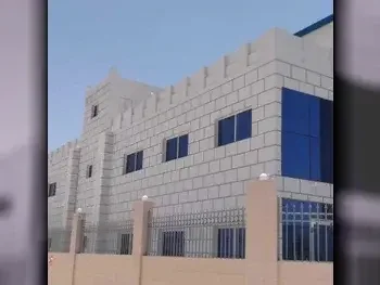 Warehouses & Stores - Al Wakrah  - Barkit Al Awamer