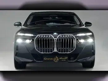 BMW  7-Series  760i  2023  Automatic  0 Km  8 Cylinder  Rear Wheel Drive (RWD)  SUV  Black  With Warranty