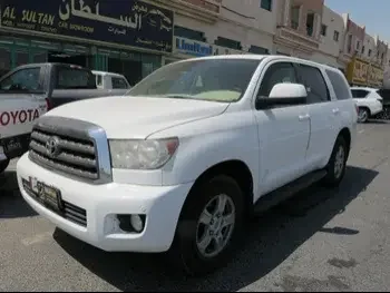 Toyota  Sequoia  2012  Automatic  288,000 Km  8 Cylinder  Four Wheel Drive (4WD)  SUV  White  With Warranty