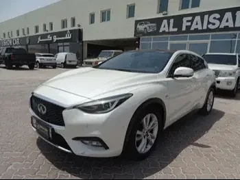 Infiniti  Q  30  2017  Automatic  121,000 Km  4 Cylinder  Front Wheel Drive (FWD)  SUV  White  With Warranty
