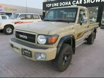 Toyota  Land Cruiser  LX  2022  Manual  20,000 Km  6 Cylinder  Four Wheel Drive (4WD)  Pick Up  Beige  With Warranty