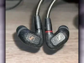 Headphones & Earbuds Sennheiser  IE300  - Black  Headphones
