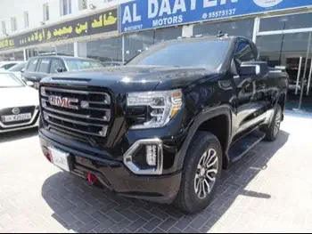 GMC  Sierra  AT4  2019  Automatic  71,000 Km  8 Cylinder  Four Wheel Drive (4WD)  Pick Up  Black  With Warranty