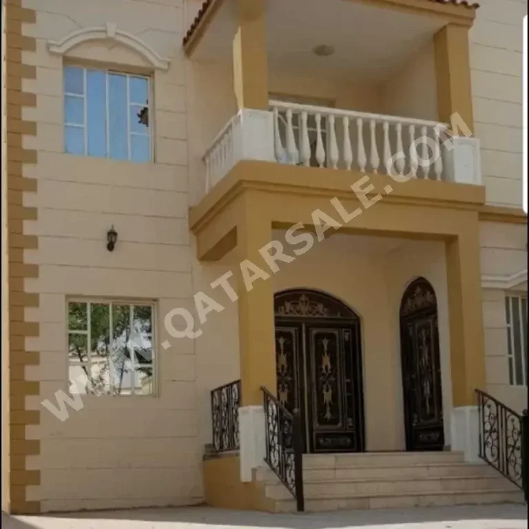 Family Residential  - Not Furnished  - Umm Salal  - Umm Al Amad  - 7 Bedrooms