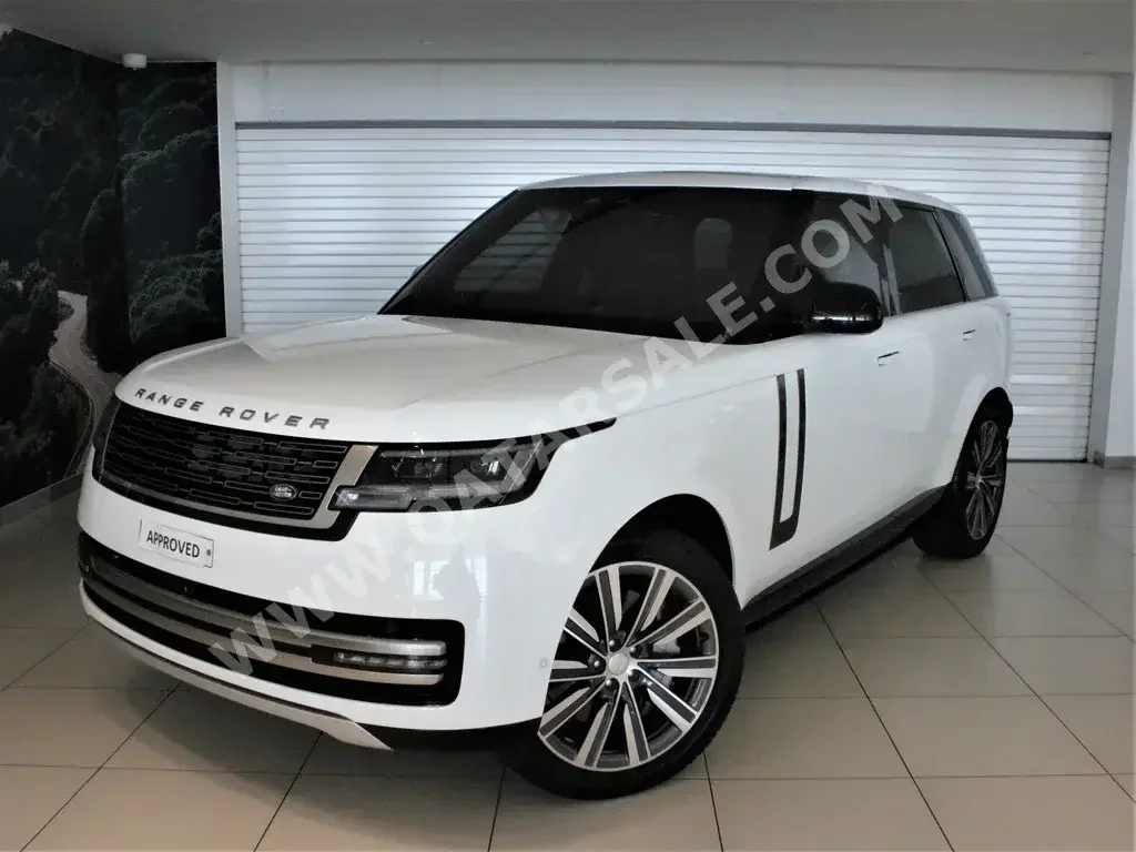 Land Rover  Range Rover  HSE  2022  Automatic  7,369 Km  8 Cylinder  Four Wheel Drive (4WD)  SUV  White  With Warranty