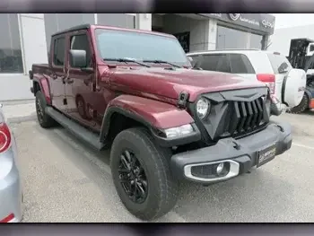  Jeep  Gladiator  2022  Automatic  29,000 Km  6 Cylinder  Four Wheel Drive (4WD)  Pick Up  Maroon  With Warranty