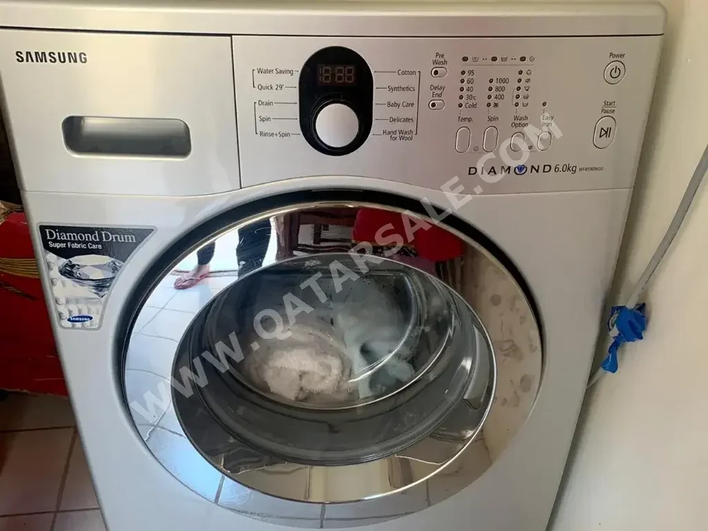 Samsung /  Front Load Washer  Silver