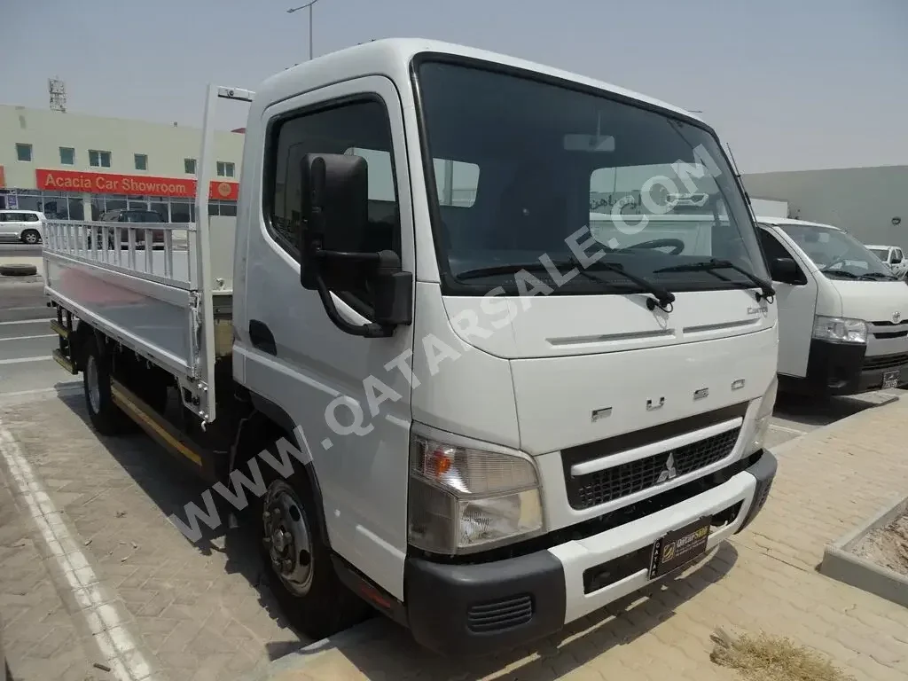 Mitsubishi  Fuso Canter  2018  Manual  142,000 Km  4 Cylinder  Rear Wheel Drive (RWD)  Pick Up  White  With Warranty
