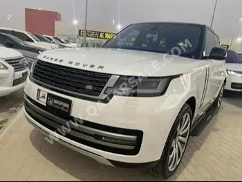 Land Rover  Range Rover  HSE  2023  Automatic  30,000 Km  8 Cylinder  Four Wheel Drive (4WD)  SUV  White  With Warranty