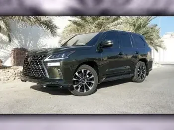 Lexus  LX  570 S Black Edition  2021  Automatic  41,000 Km  8 Cylinder  Four Wheel Drive (4WD)  SUV  Green  With Warranty