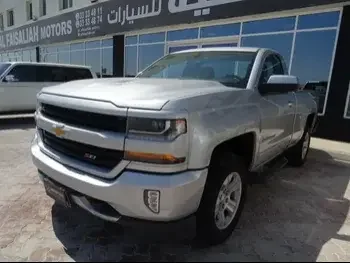 Chevrolet  Silverado  2018  Automatic  119,000 Km  8 Cylinder  Four Wheel Drive (4WD)  Pick Up  Silver  With Warranty
