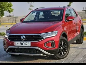 Volkswagen  T-Roc  2023  Automatic  0 Km  4 Cylinder  Front Wheel Drive (FWD)  SUV  Red  With Warranty
