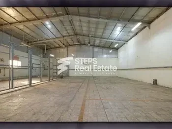 Warehouses & Stores - Doha  - Industrial Area  -Area Size: 1500 Square Meter