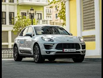 Porsche  Macan  S  2015  Automatic  39,000 Km  6 Cylinder  Four Wheel Drive (4WD)  SUV  White  With Warranty