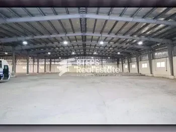 Warehouses & Stores - Doha  - Industrial Area  -Area Size: 4000 Square Meter