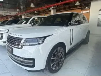 Land Rover  Range Rover  Vogue SE  2023  Automatic  4,000 Km  6 Cylinder  Four Wheel Drive (4WD)  SUV  White  With Warranty