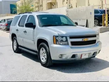Chevrolet  Tahoe  2012  Automatic  327,000 Km  8 Cylinder  Four Wheel Drive (4WD)  SUV  Silver
