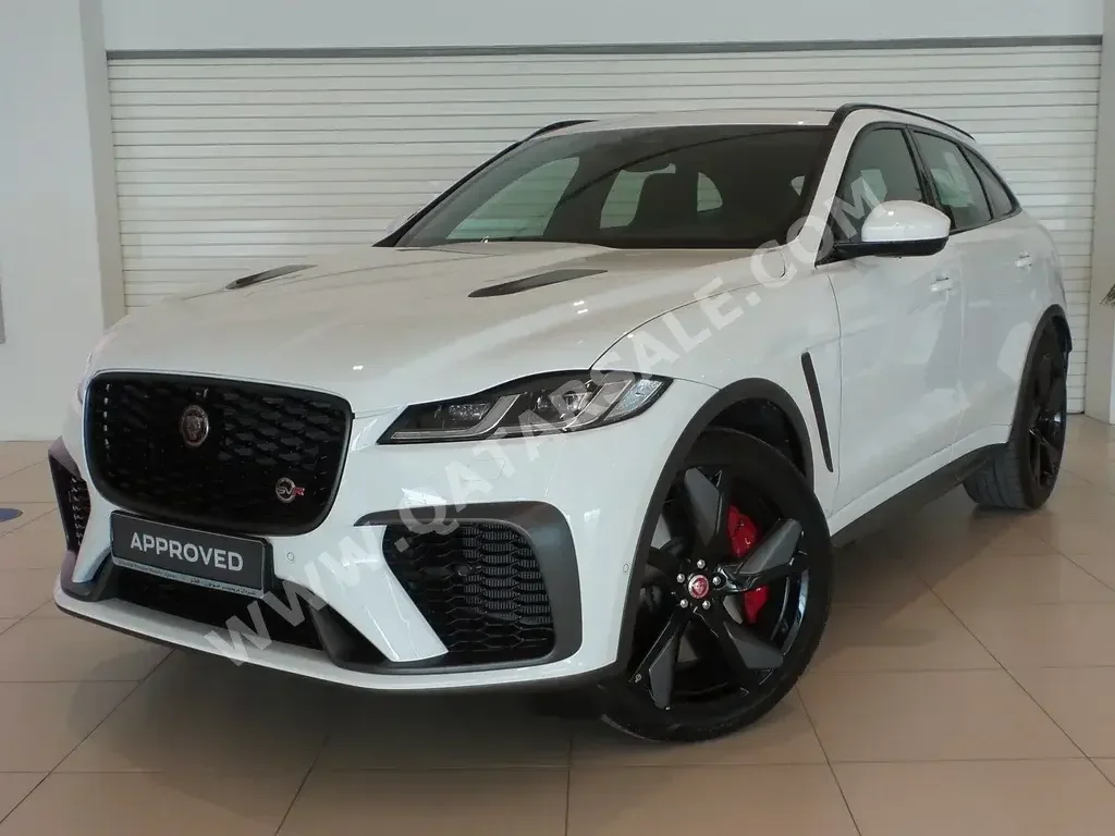 Jaguar  F-Pace  SVR  2022  Automatic  28,197 Km  8 Cylinder  Four Wheel Drive (4WD)  SUV  White  With Warranty