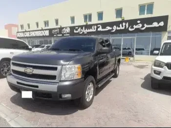 Chevrolet  Silverado  2012  Automatic  208,000 Km  8 Cylinder  Four Wheel Drive (4WD)  Pick Up  Brown  With Warranty